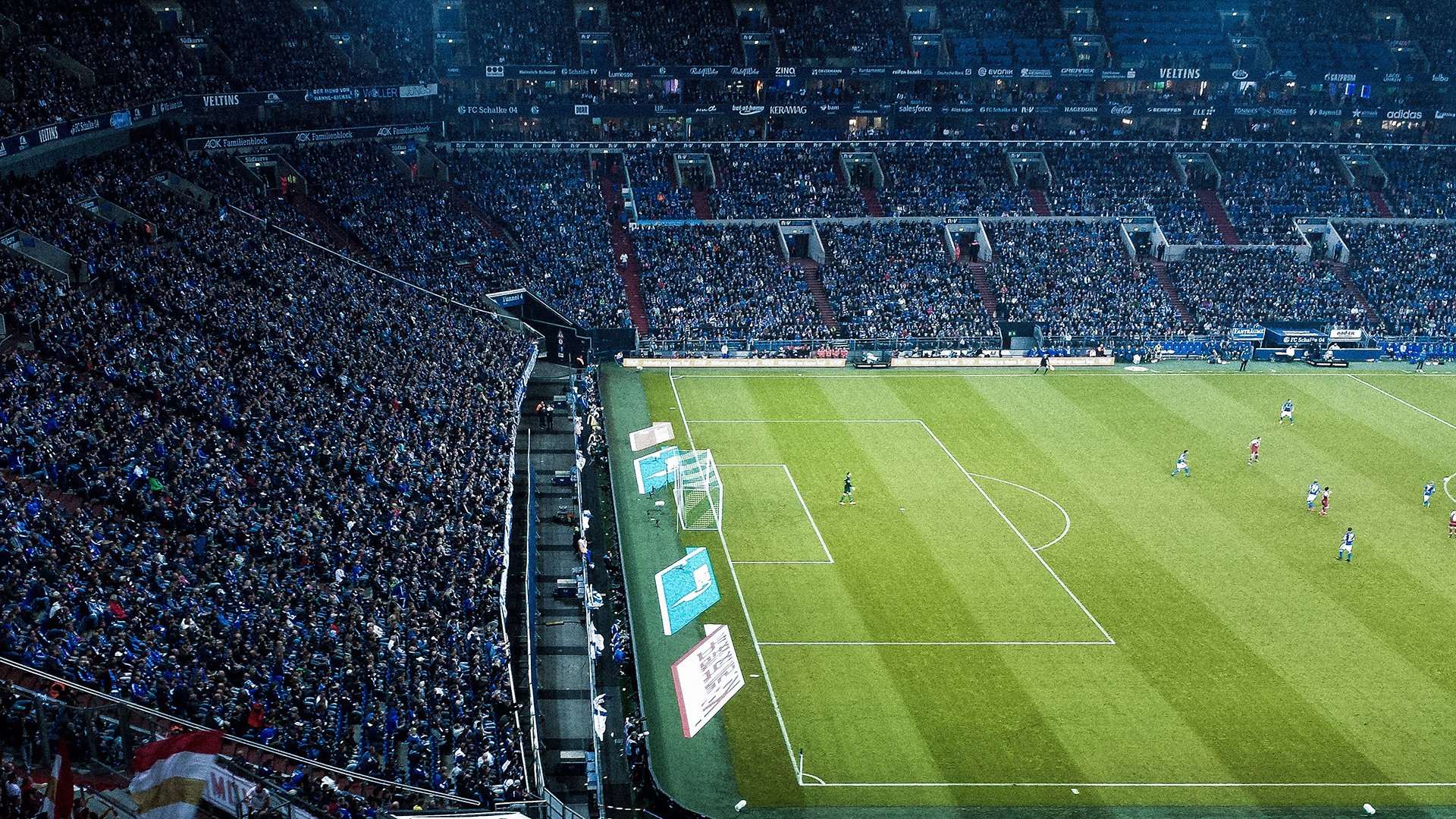 英超俱乐部引入实时数据可视化辅助战术调整实践，英超 俱乐部