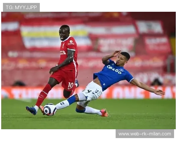 埃弗顿里查利森外脚背推进：如何一步步撬动英超之巅